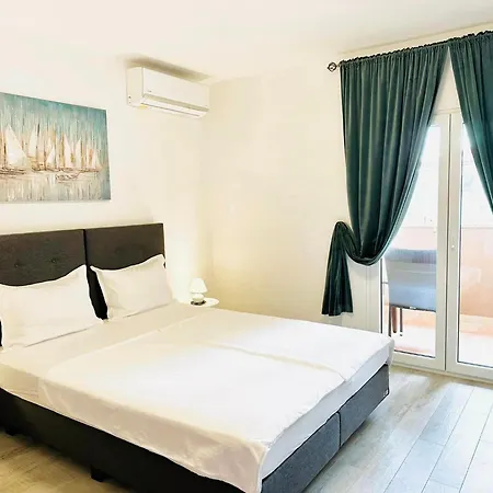 Marco,lukas,patrick,david,blizu Centra I Mora Sa Free Privatnim Parkingom * Пула