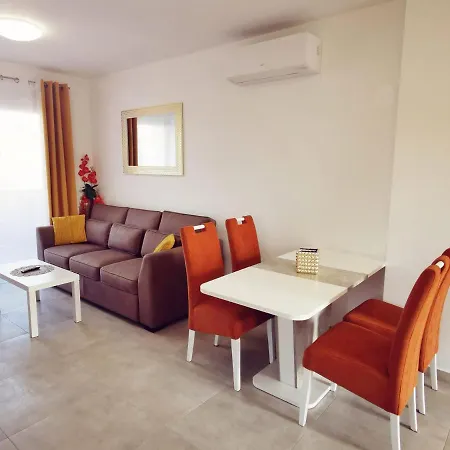 Marco,lukas,patrick,david,blizu Centra I Mora Sa Free Privatnim Parkingom Apartamento