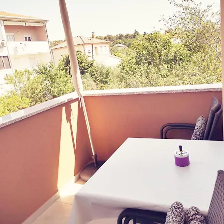 Apartamento Marco,lukas,patrick,david,blizu Centra I Mora Sa Free Privatnim Parkingom Pula