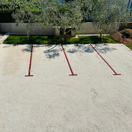 Marco,lukas,patrick,david,blizu Centra I Mora Sa Free Privatnim Parkingom Apartamento *