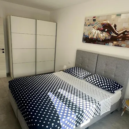 Marco,lukas,patrick,david,blizu Centra I Mora Sa Free Privatnim Parkingom Apartamento