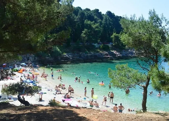 Marco Lukas Patrick: Quiet With Parking Near Center Apartment Pula