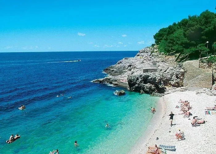 Apartment Marco Lukas Patrick: Quiet With Parking Near Center