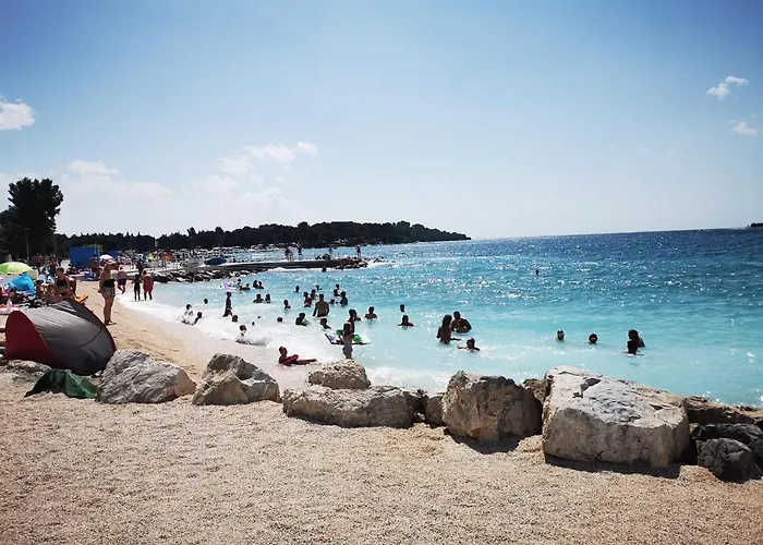 Apartment Marco Lukas Patrick: Quiet With Parking Near Center *