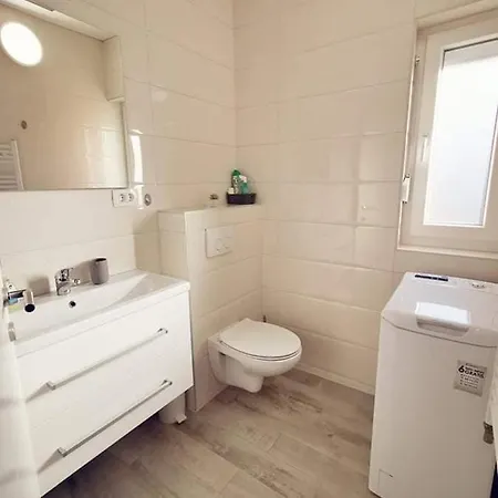 Apartman Marco Lukas Patrick: Quiet With Parking Near Center *