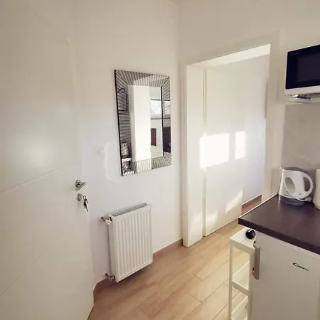 Marco Lukas Patrick: Quiet With Parking Near Center Apartman Pula