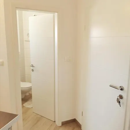 Apartman Marco Lukas Patrick: Quiet With Parking Near Center *